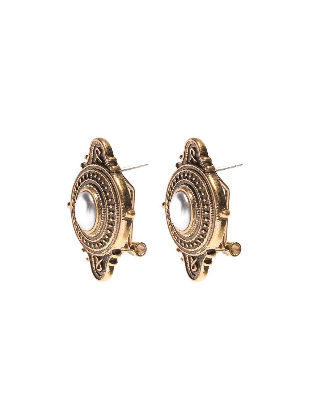 Vintage-Inspired Gold and Pearl Stud Earrings 925s silver posts